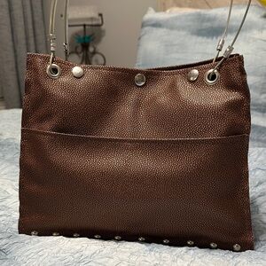 83. Elegant Brown Handbag